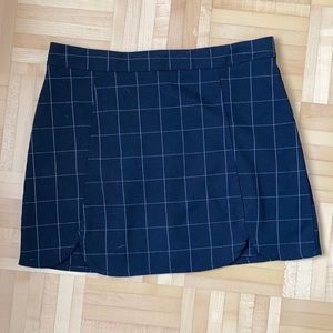 Brandy Melville black and white checkered skirt